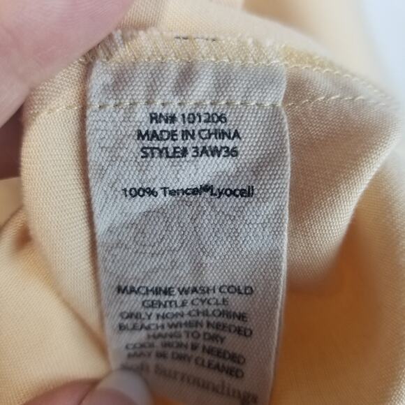 Soft Surroundings Shirt Petite Medium Tunic Creamy Yellow Hutton Popover Tencil - Picture 4 of 5